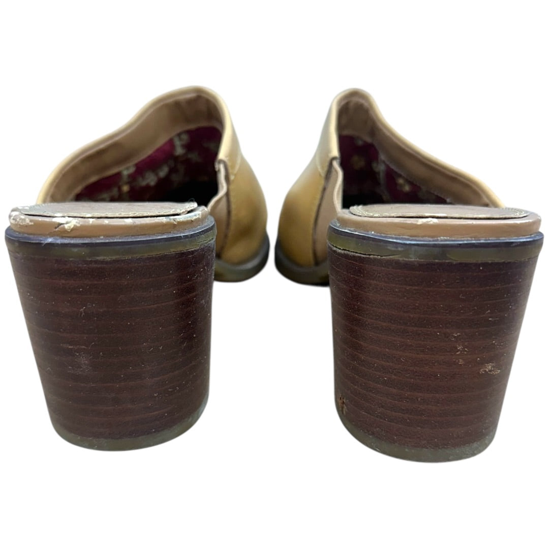 Liz Claiborne Cream Heeled Mule