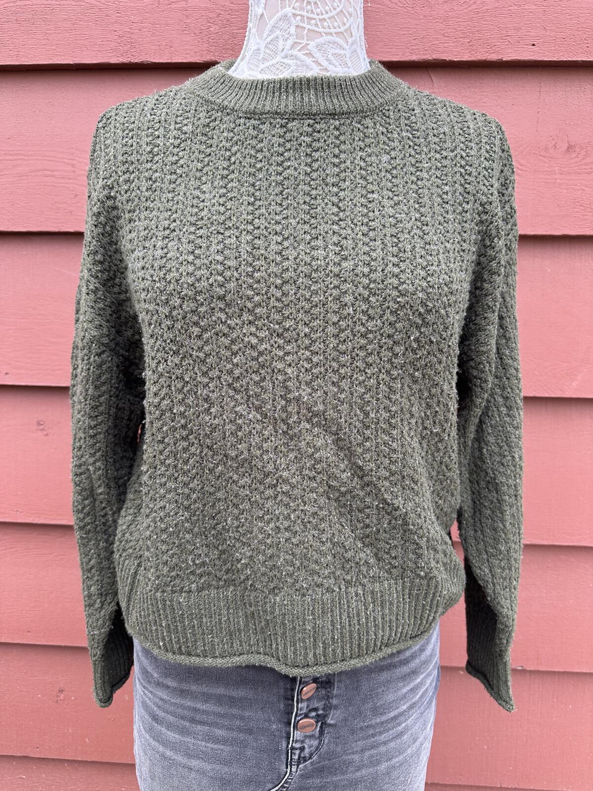 Universal Thread Olive Green Textured Knit Sweater