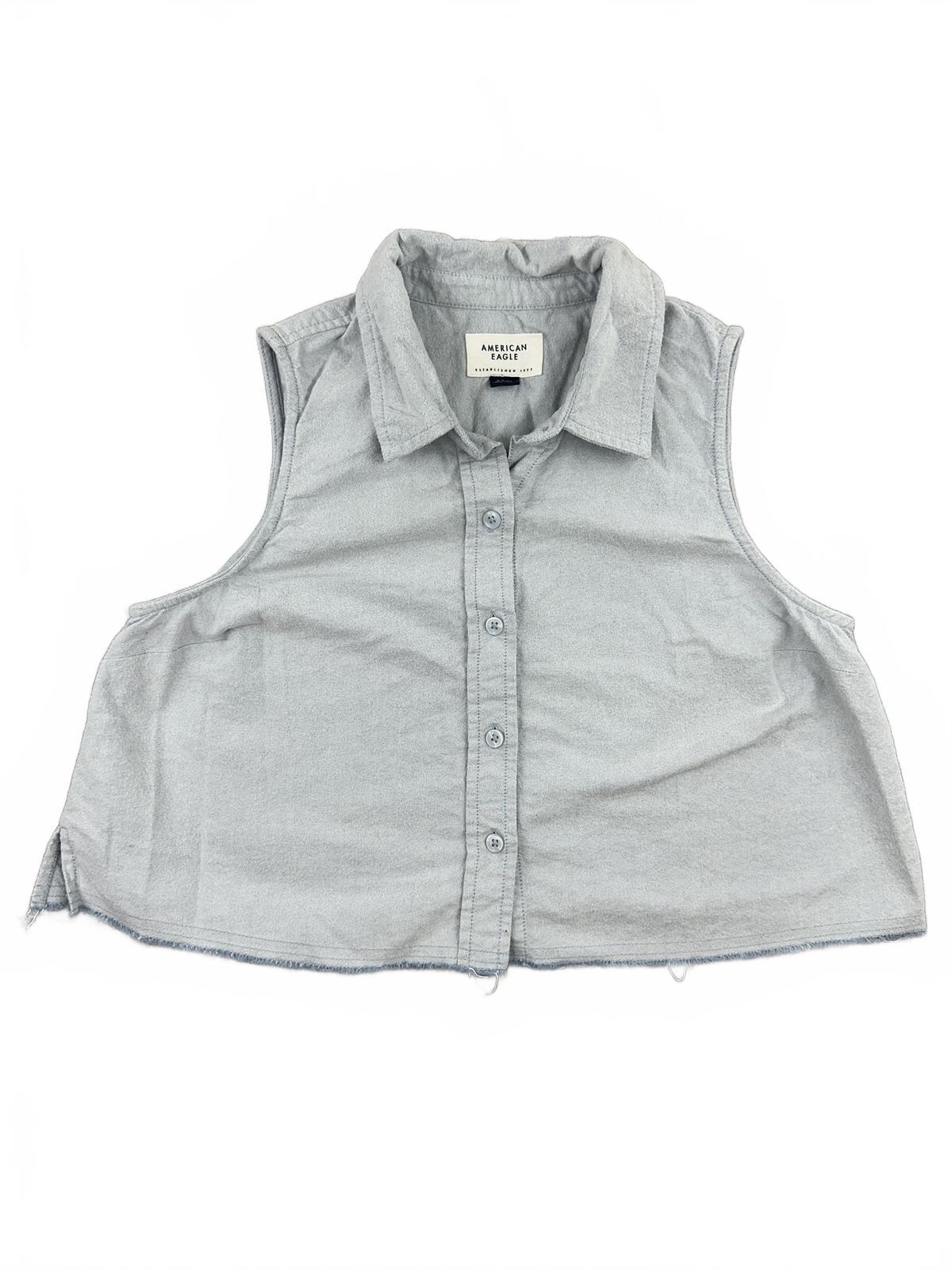 American Eagle Sleeveless Button Up Crop Top