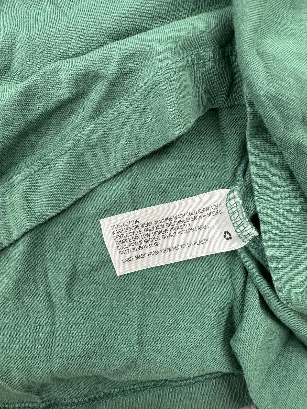 Universal Thread Green Crew Neck T Shirt Casual Minimalist Basic Tee