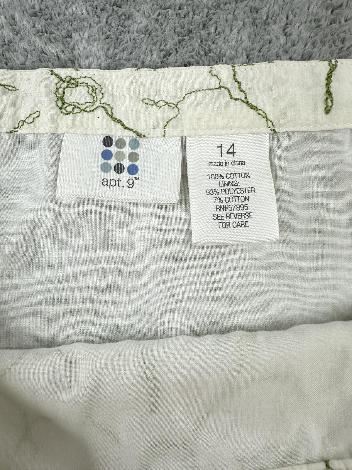 Apt. 9 Vintage Inspired Floral Embroidered A Line Skirt Cream Green