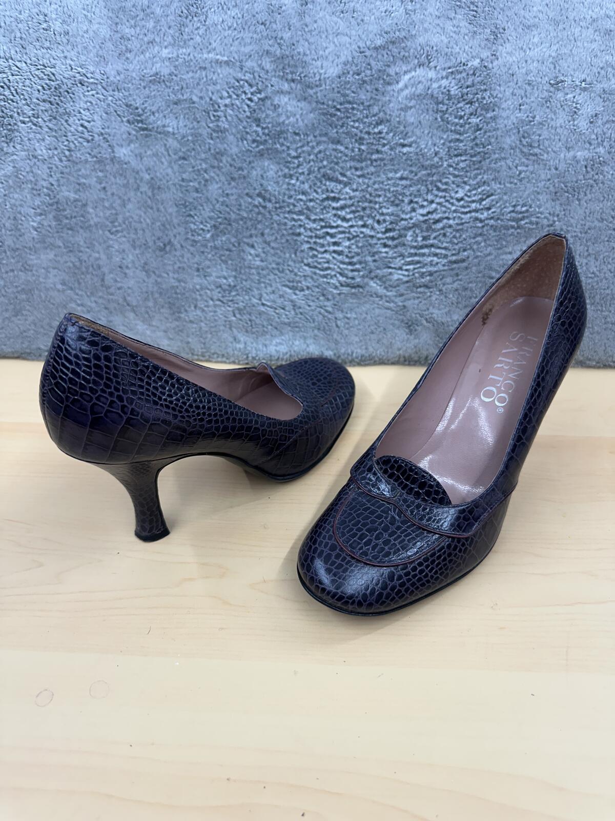 Franco Sarto Deep Purple Croc Embossed Kitten Heel Pumps