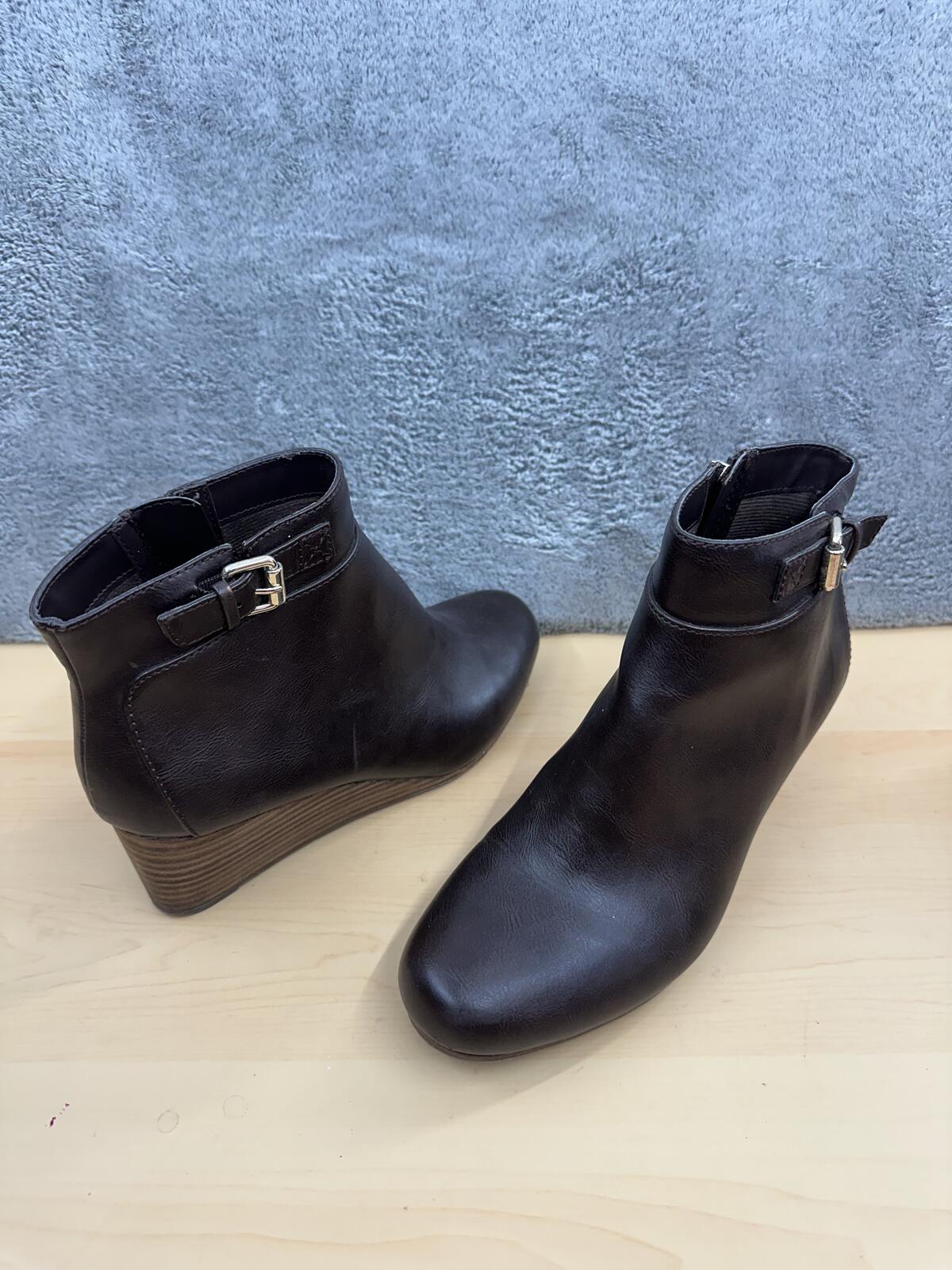Dr. Scholl's Black Leather Wedge Ankle Boots
