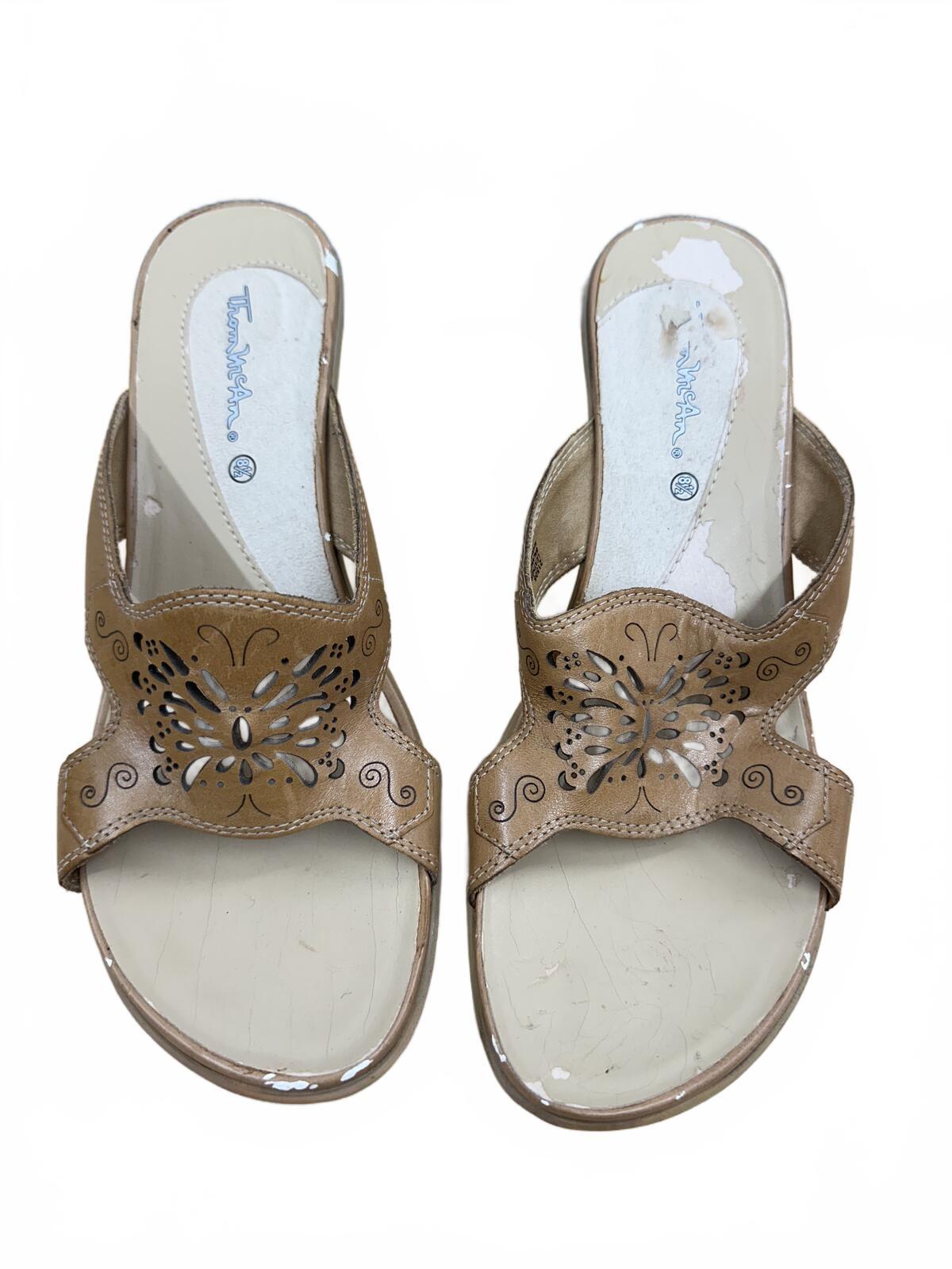 Thom McAn Tan Wedge Sandals with Floral Cutout Design Casual Feminine Boho