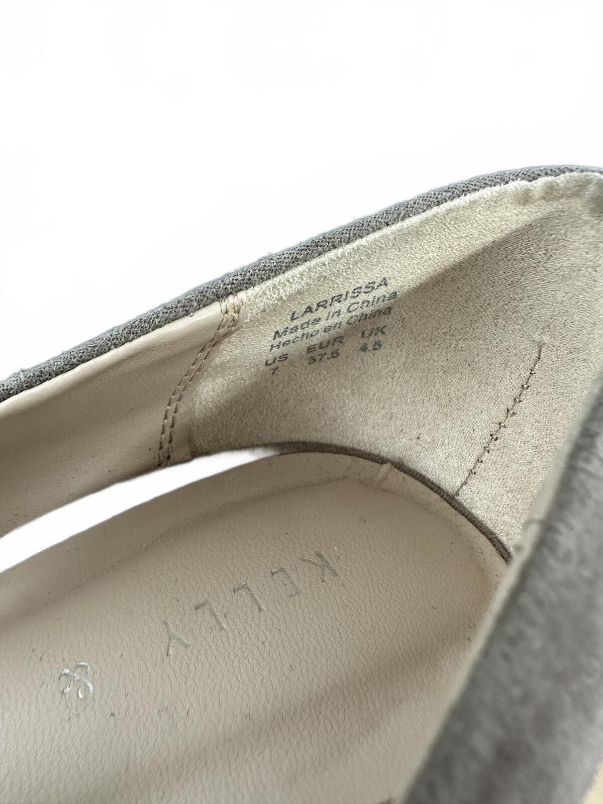 Kelly & Katie Gray Suede Classic Pumps Mid Heel Elegant Office Formal