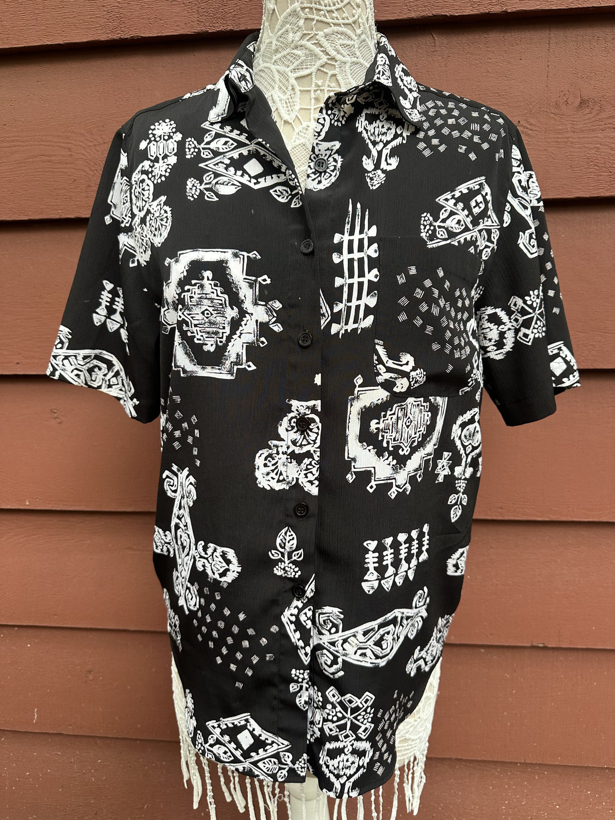 Alfred Dunner Black and White Abstract Pattern Button Down Shirt