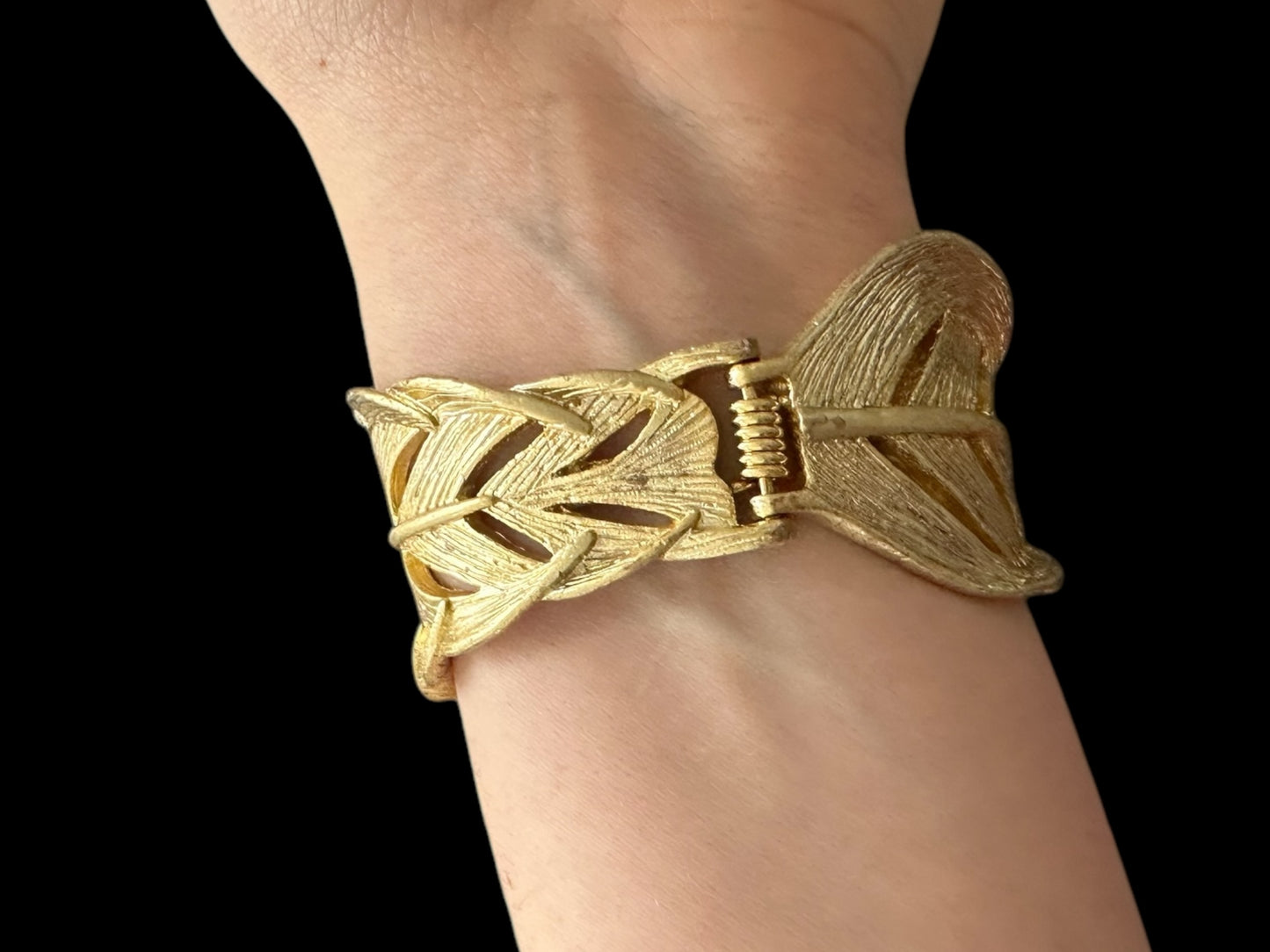 Golden Leaf Hinge Bangle Bracelet