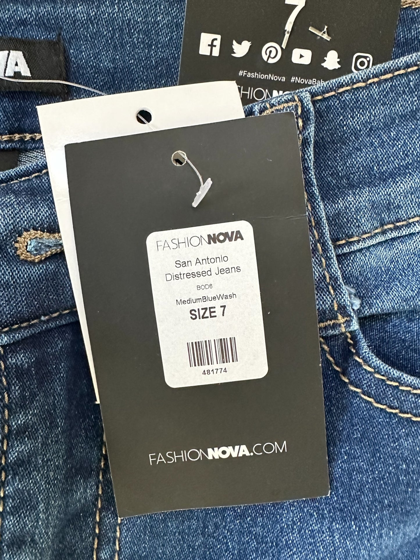 Fashion Nova New With Tags Distressed Skinny Jean