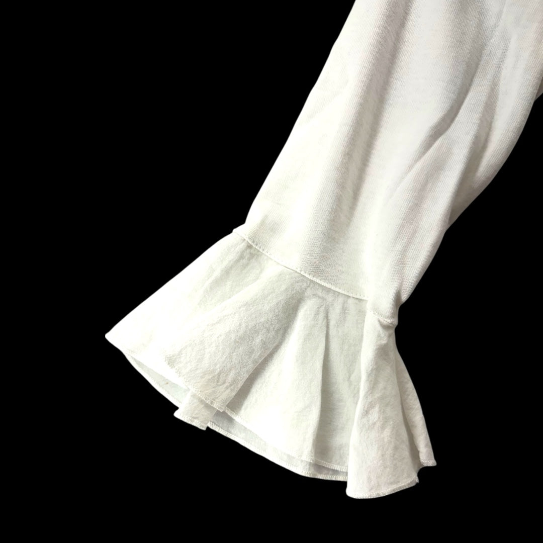 Lulu-B White Ruffled V-Neck Blouse