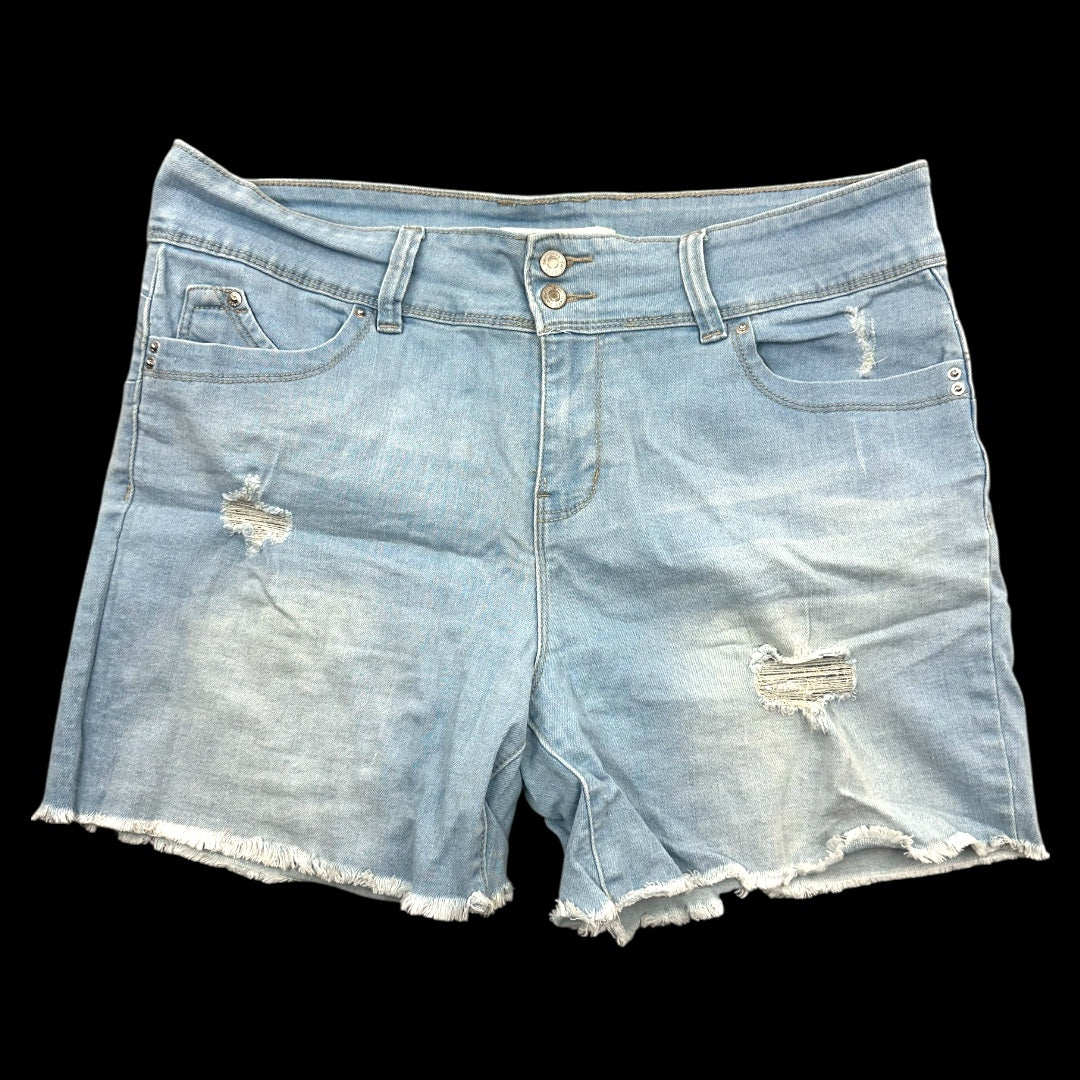 YMI WannaBettaButt Lightwash Distressd Shorts