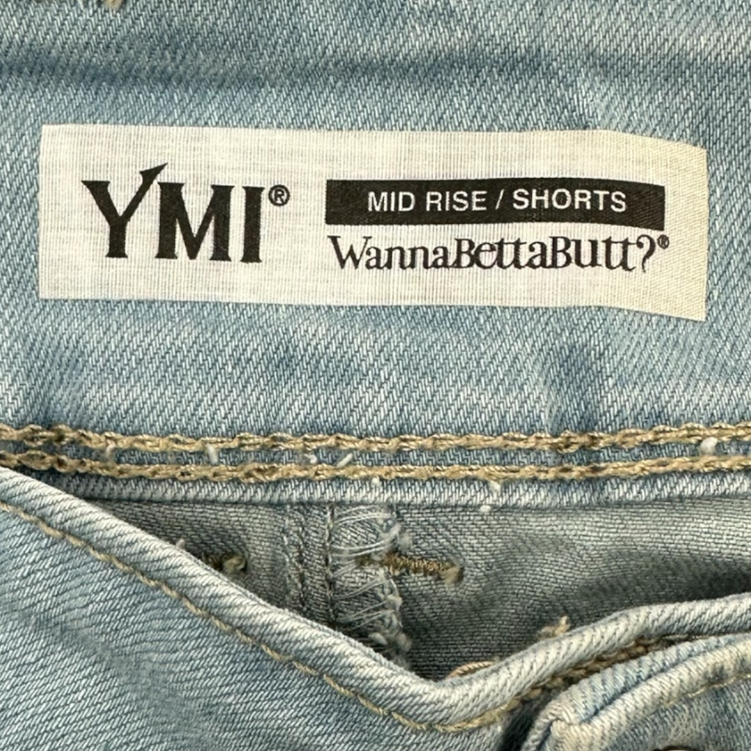 YMI WannaBettaButt Lightwash Distressd Shorts