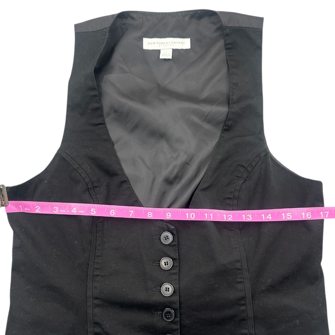 New York & Company Button Up Vest