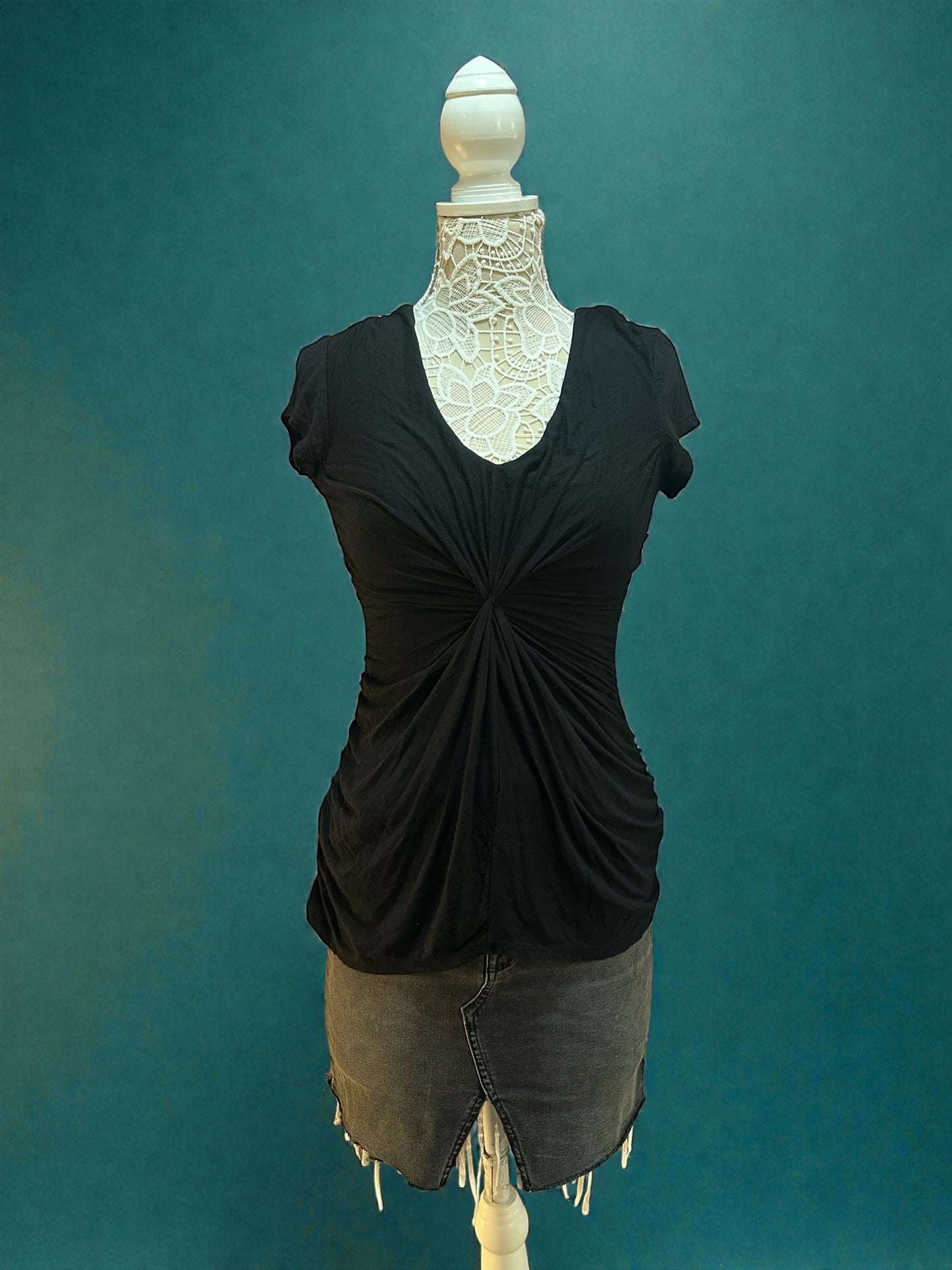 Candie's Ruched Short Sleeve Top