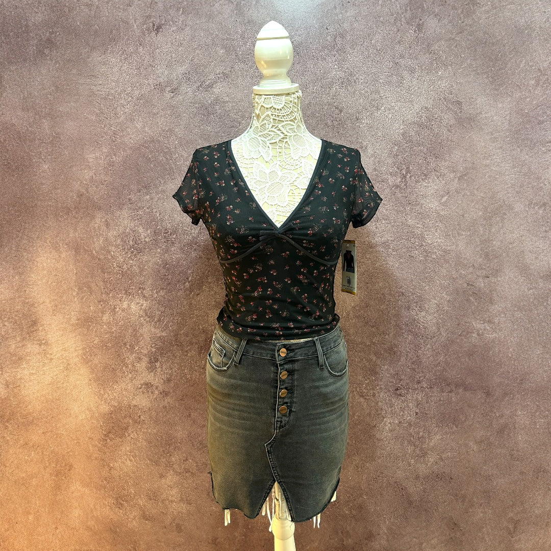Aeropostale Floral Mesh V Neck Crop Top