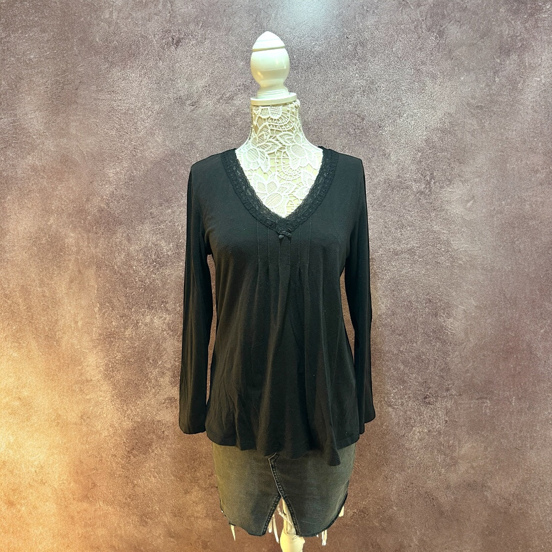 Chaps Black Long Sleeve V Neck Shirt