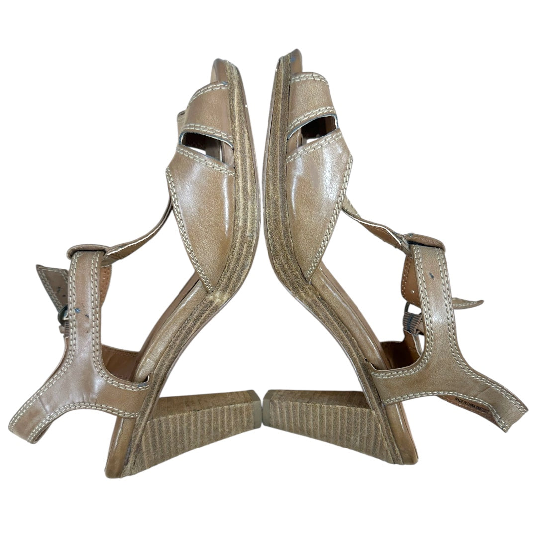 Sonoma Brown Leather T Strap Sandal Heel