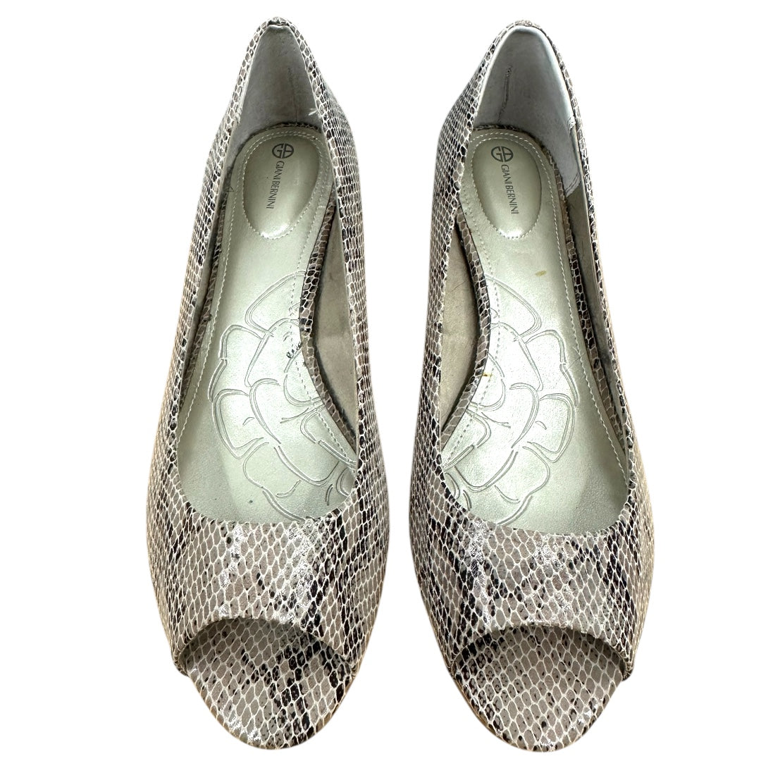 Giani Bernini Faux Snakeskin Kitten Heel