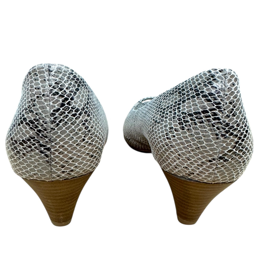 Giani Bernini Faux Snakeskin Kitten Heel