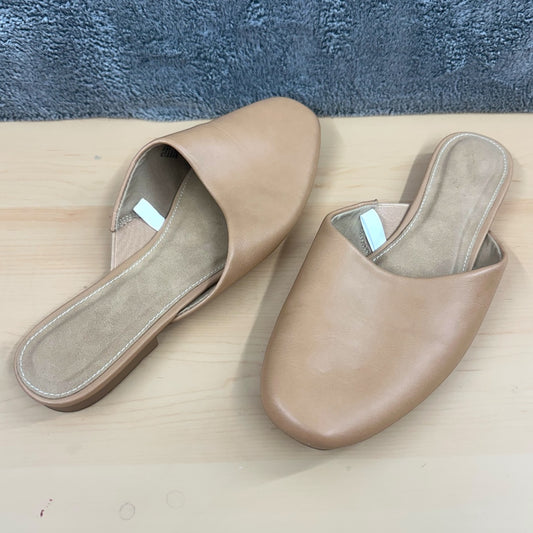 Universal Thread Greta Flat Mule NWOT