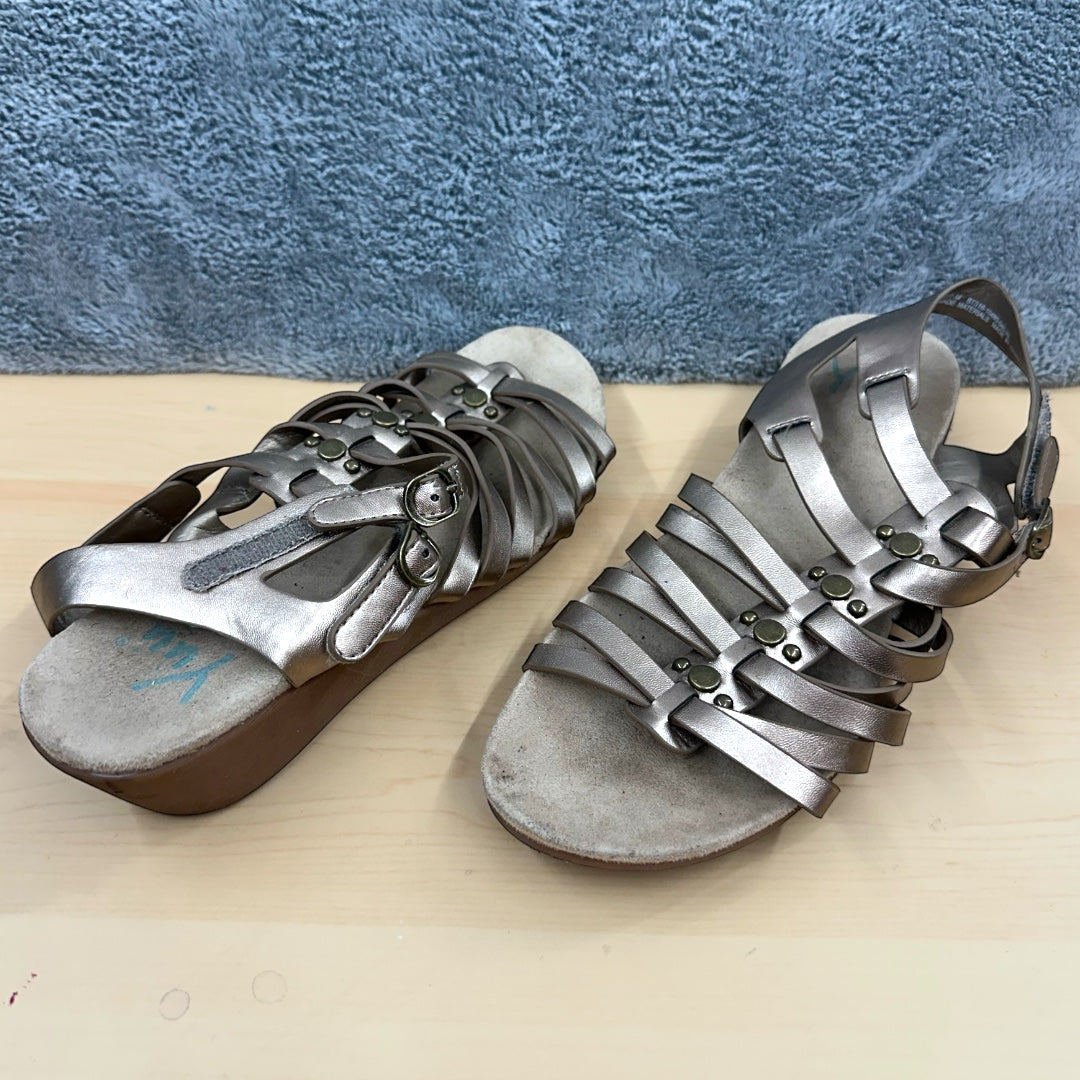 Yuu Strappy Gladiator Wedge Sandal