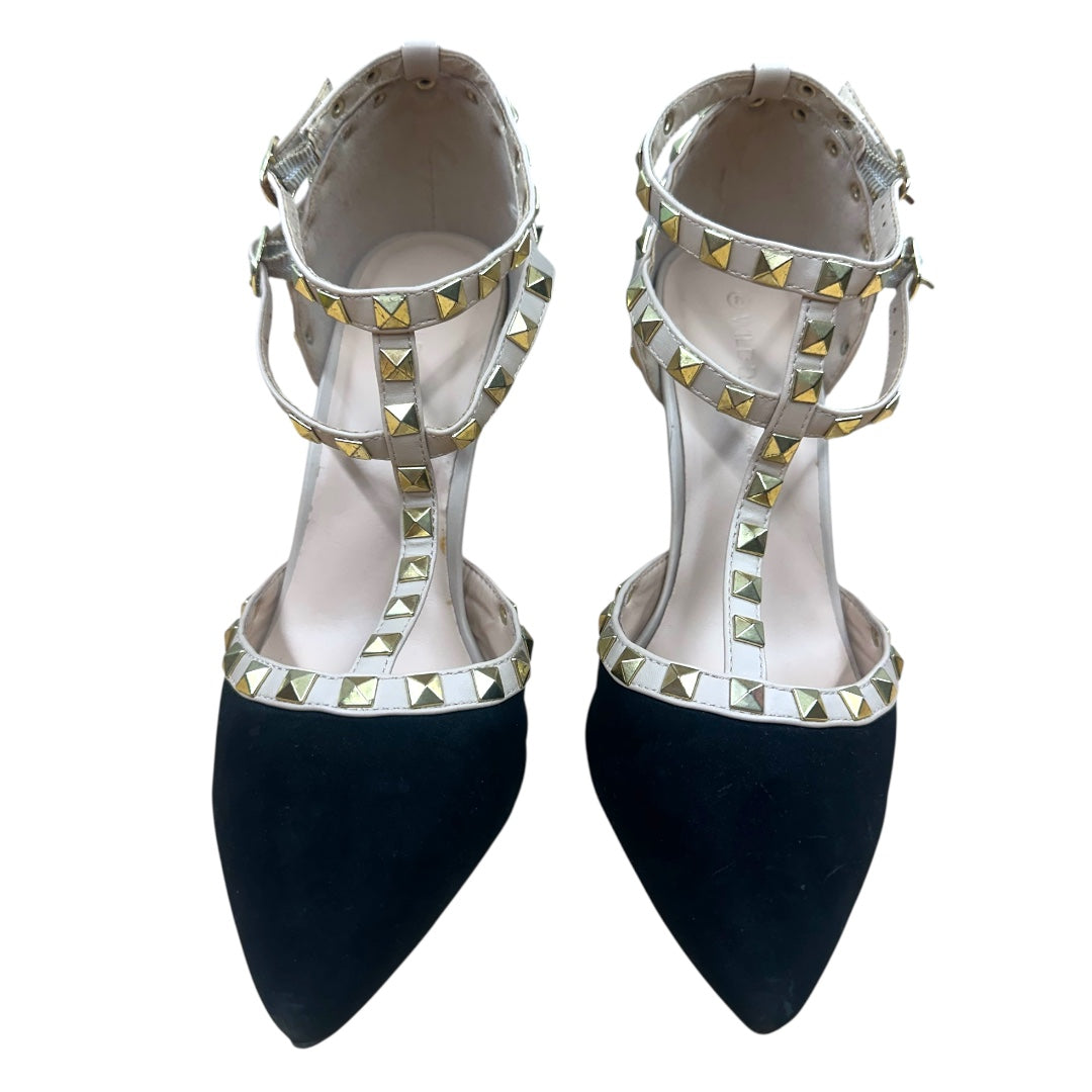 Wild Diva Lounge Adora 55N Studded T Strap Pump
