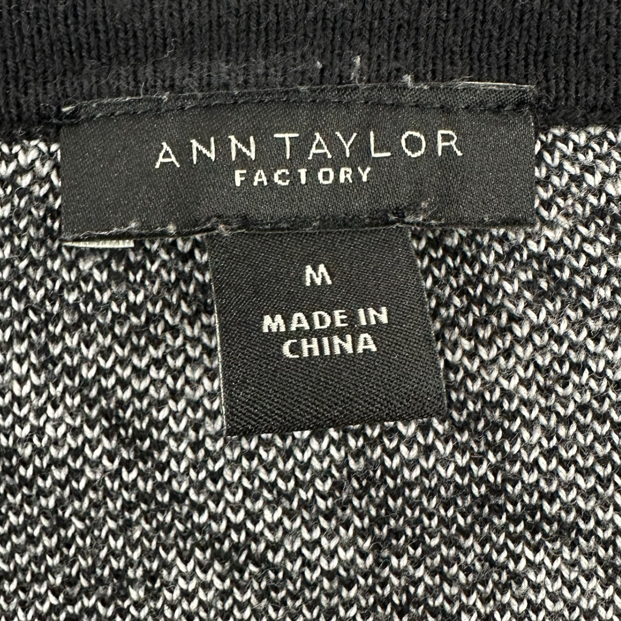 Ann Taylor Black and White Houndstooth Cardigan