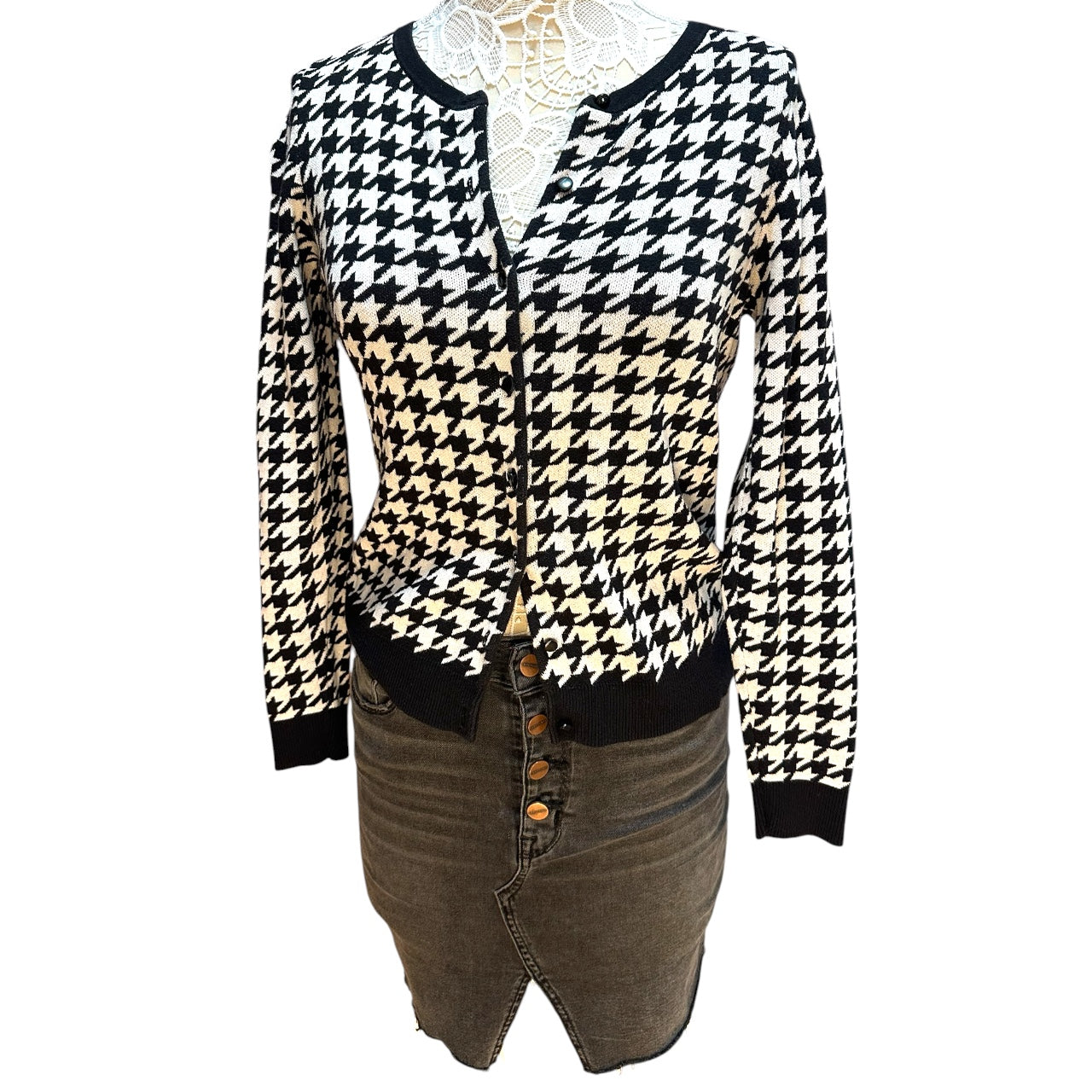Ann Taylor Black and White Houndstooth Cardigan