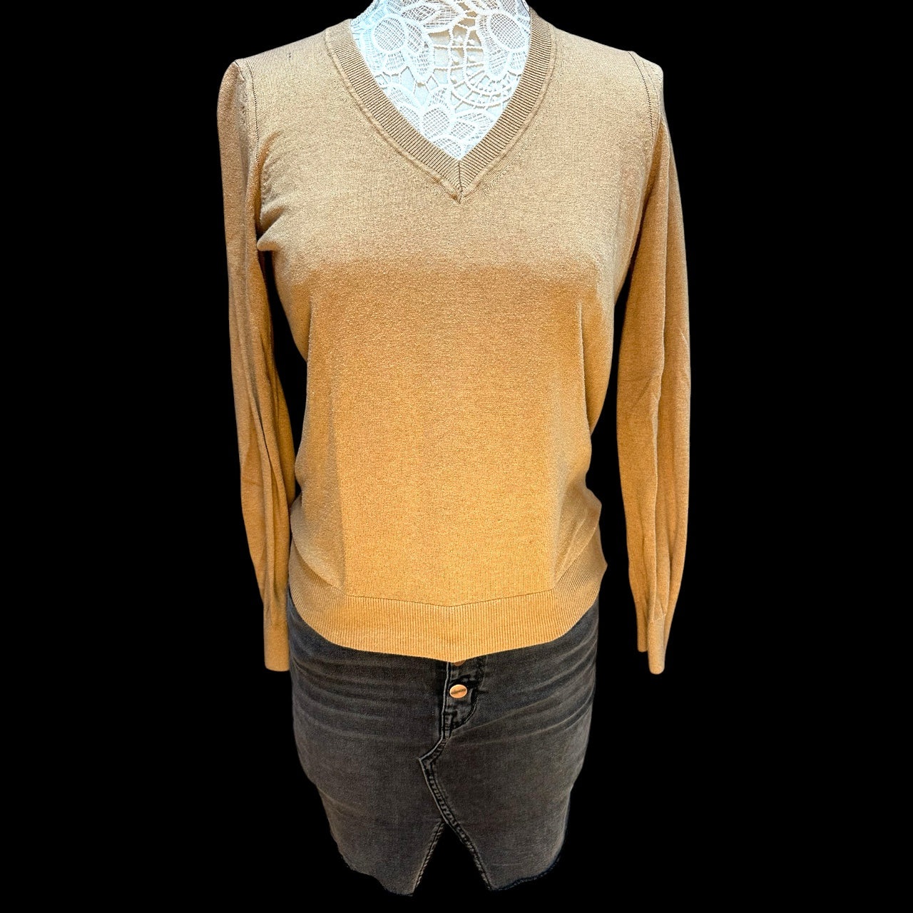 Banana Republic Fine Knit V Neck Sweater