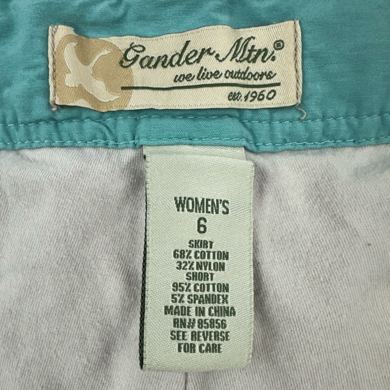 Vintage Y2K Gander Mountain skort