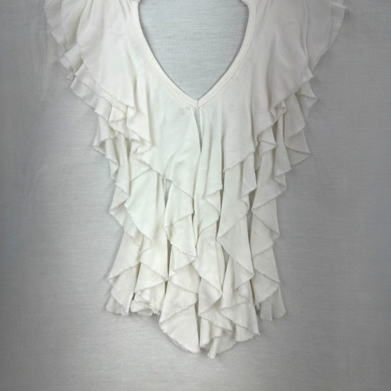 Vintage Y2K THE LIMITED Ruffle Front Tank Top