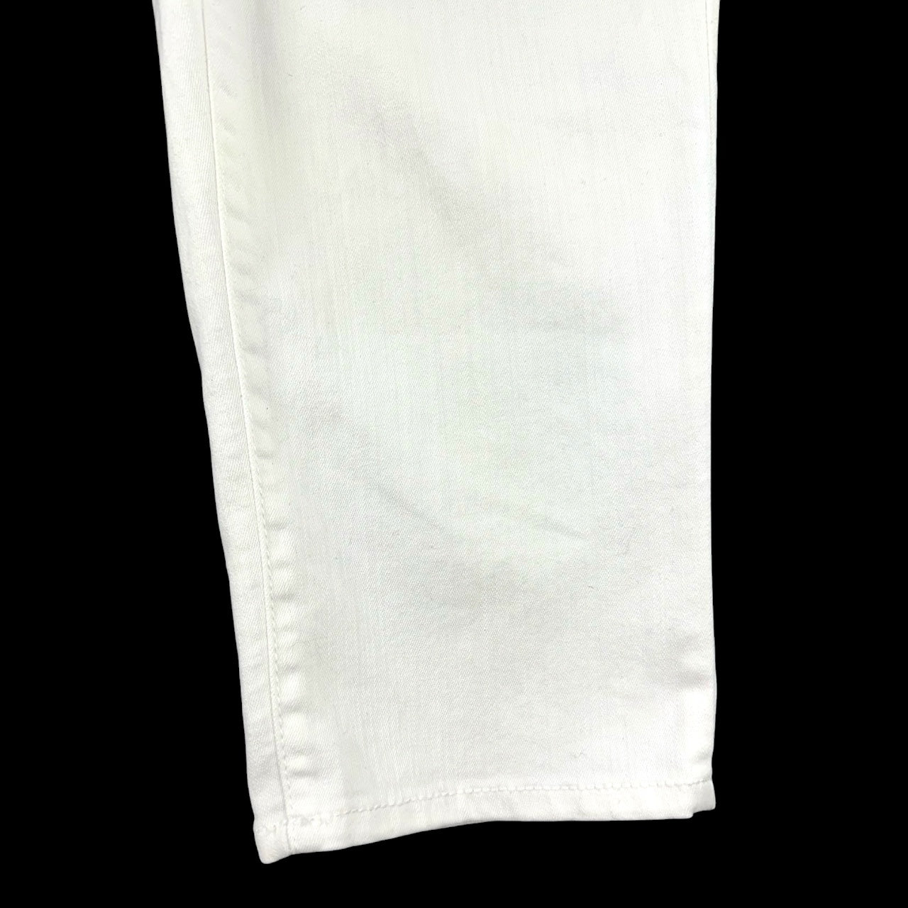 Y2K INC International Concepts White Curvy Fit Capris