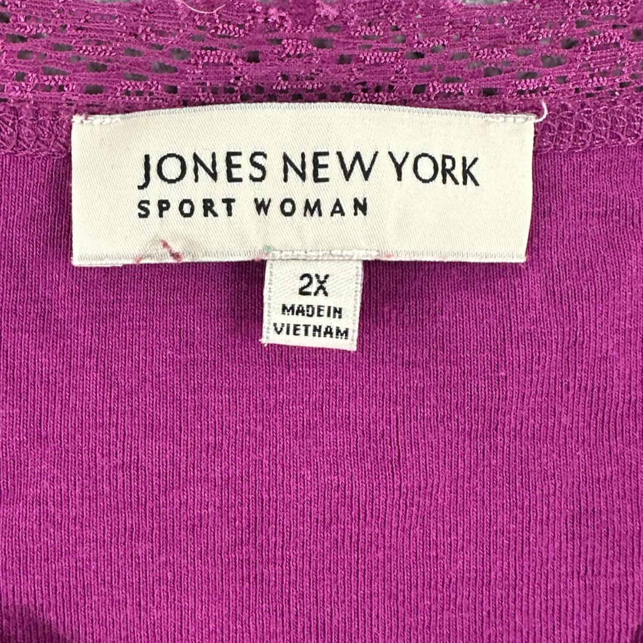 Vintage Jones New York Magenta Henley