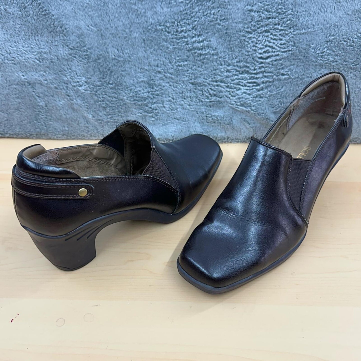Aerosoles Dark Brown Leather Block Heel Loafers 90s Minimalist Earthy