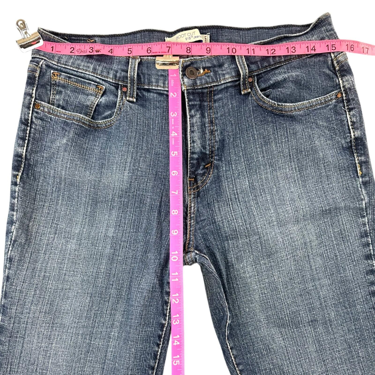 Levi Strauss & Co. 515 Bootcut Jeans Medium Wash Y2K Indie Sleaze Vintage