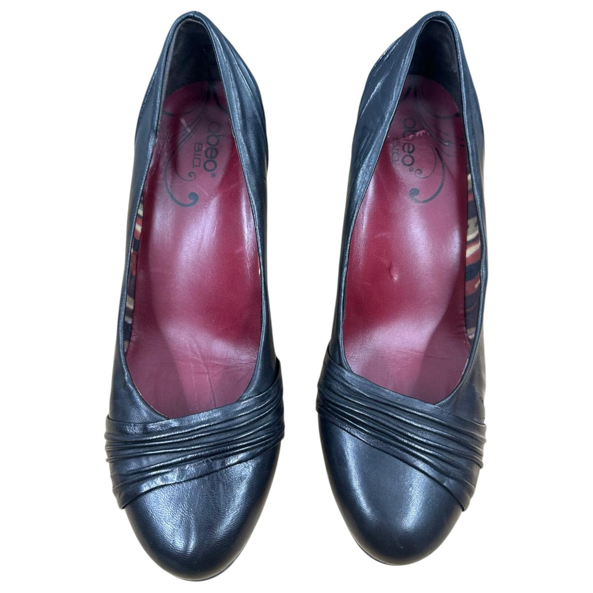 Abeo Vanna Black Leather Pumps with Pleated Detailing and Orthotic Support
