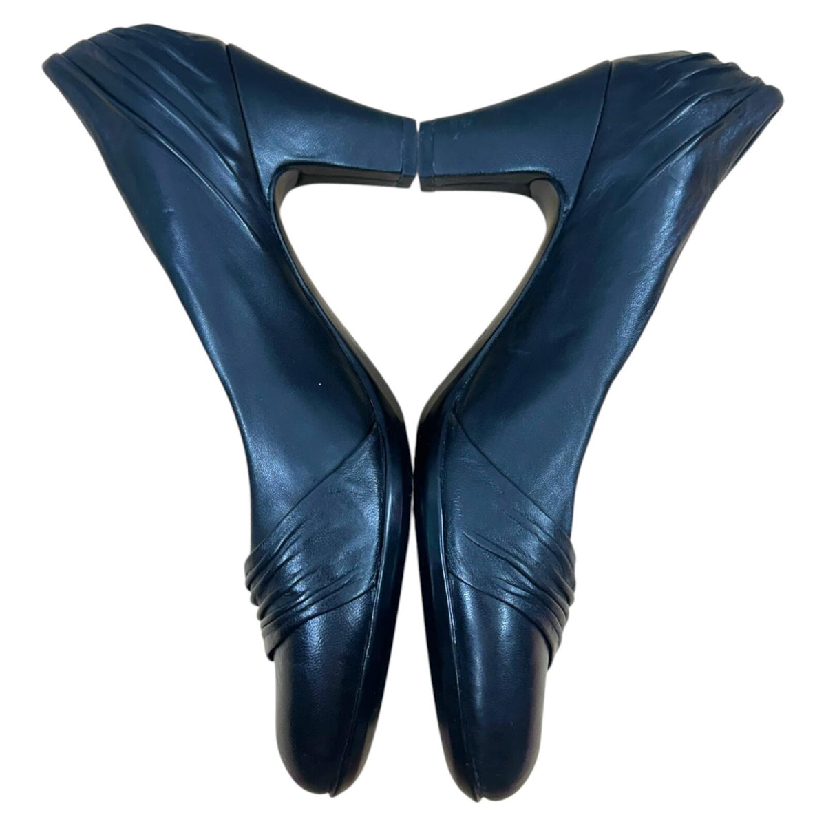 Abeo Vanna Black Leather Pumps with Pleated Detailing and Orthotic Support