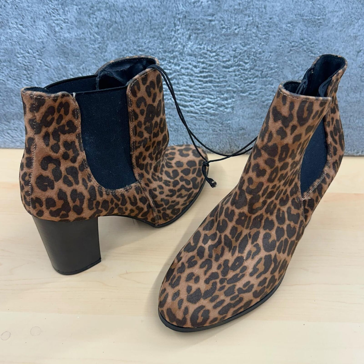 NWT No Boundaries Leopard Print Chelsea Ankle Boots