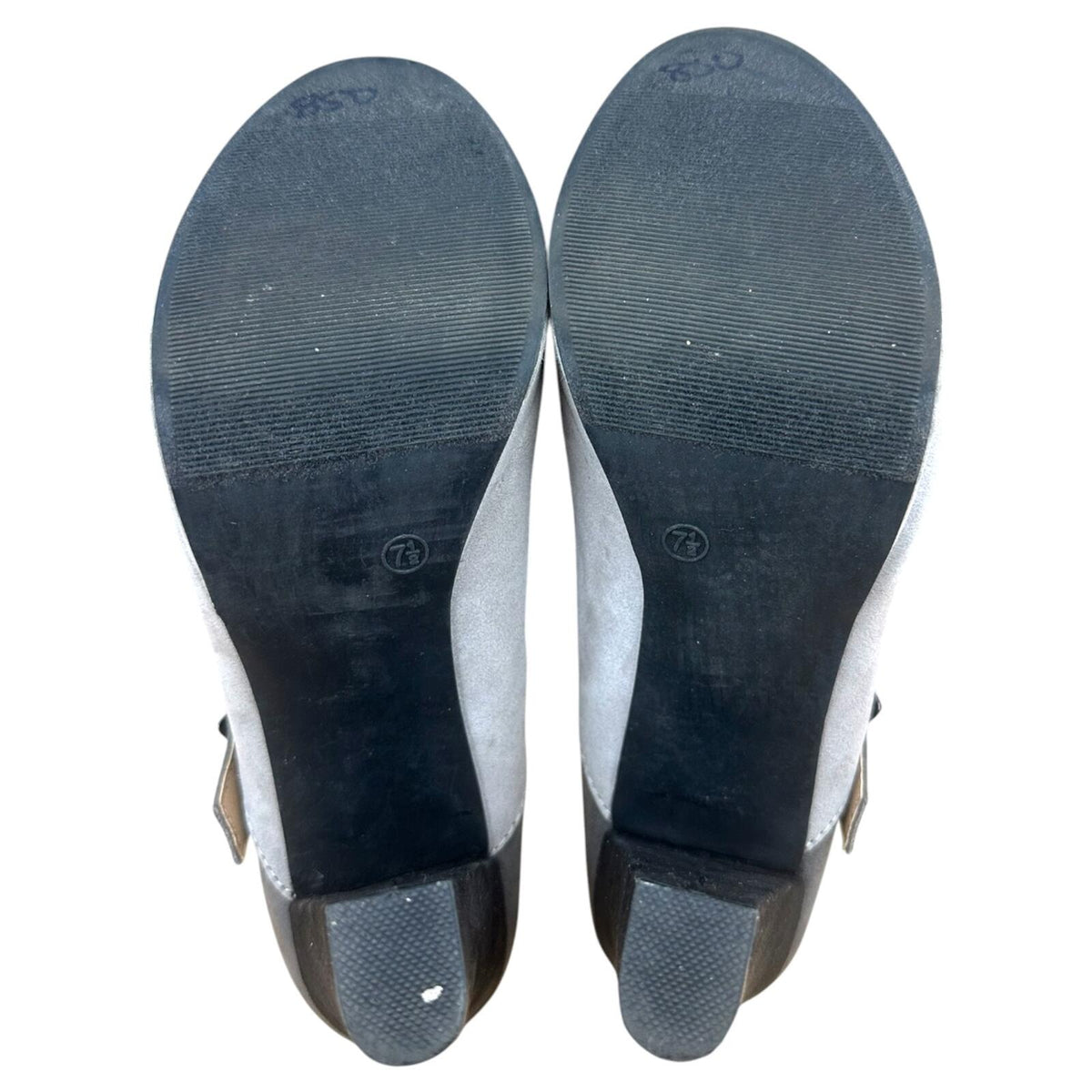 Candie's Mary Jane Pumps in Tri Tone Gray and Black Faux Suede Y2K