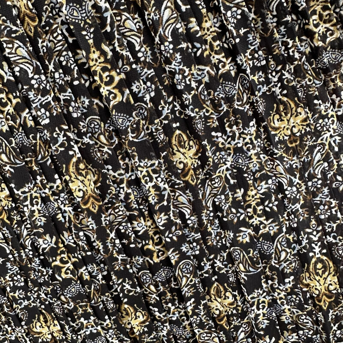 NWT Beyond Words Black Gold Medallion Pleated Midi Skirt Accordion Pleats