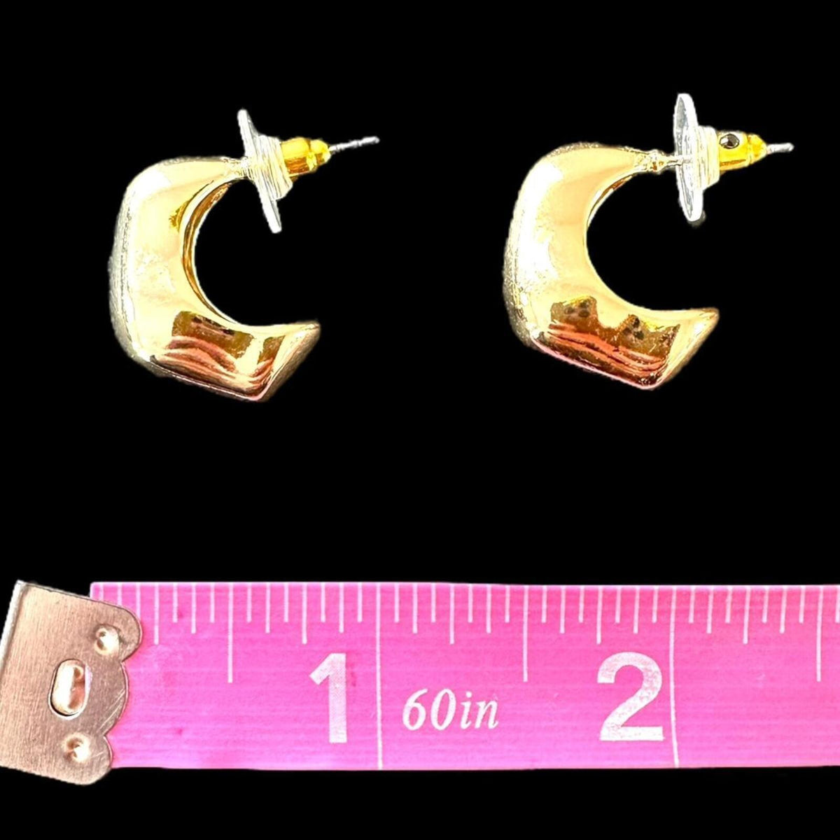 Gold Tone Chunky Hoop Earrings Vintage Style