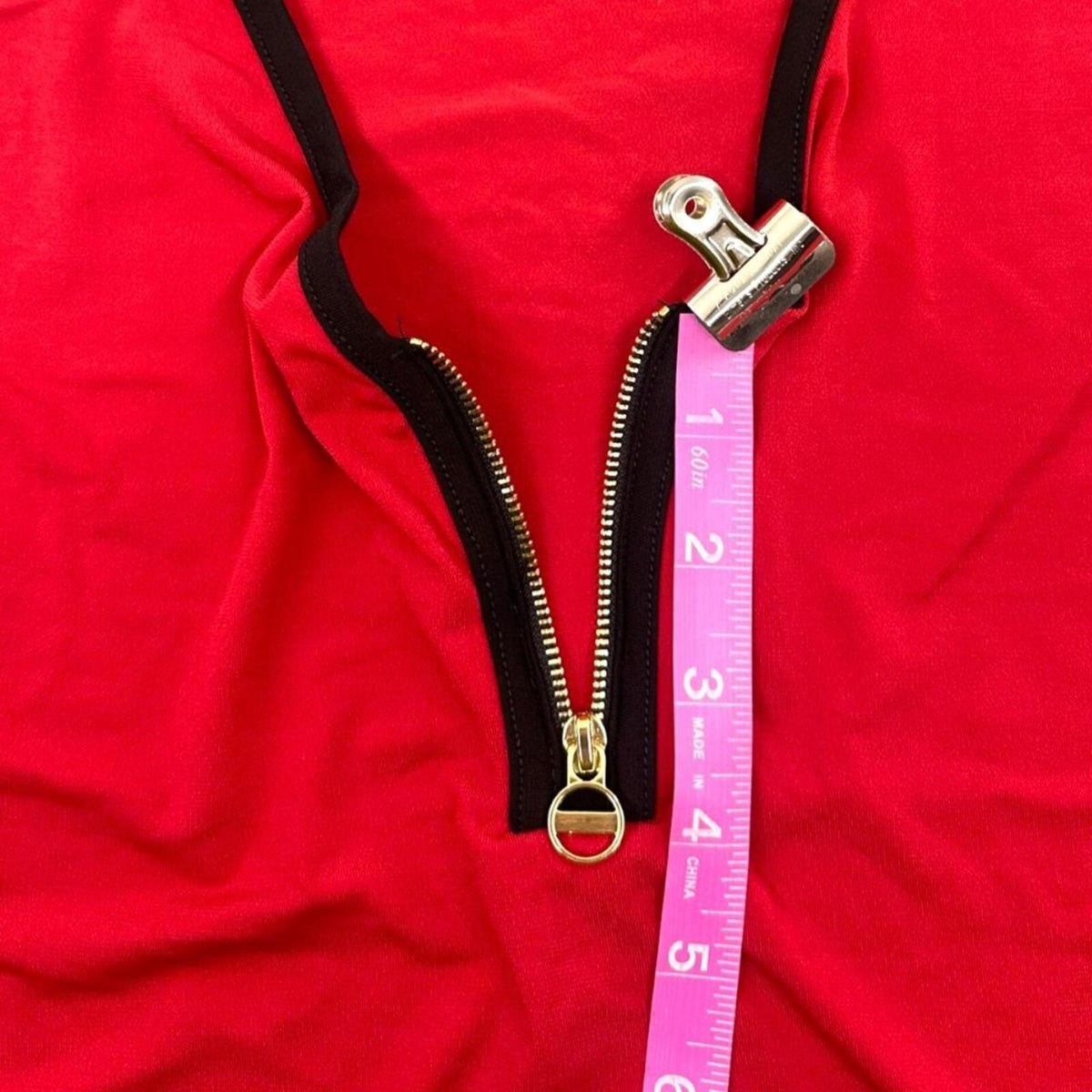 Carmen Marc Valvo Red Sleeveless Blouse with Black Trim and Zip Front