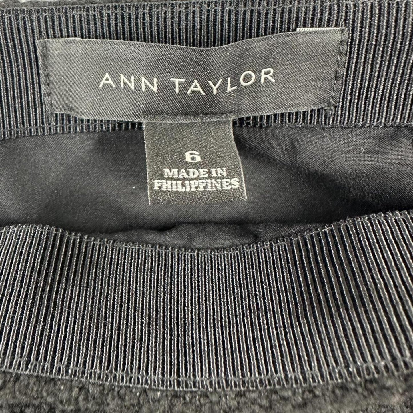 Ann Taylor Black Tweed Wrap Skirt Office Siren Preppy Minimalist Quiet luxury