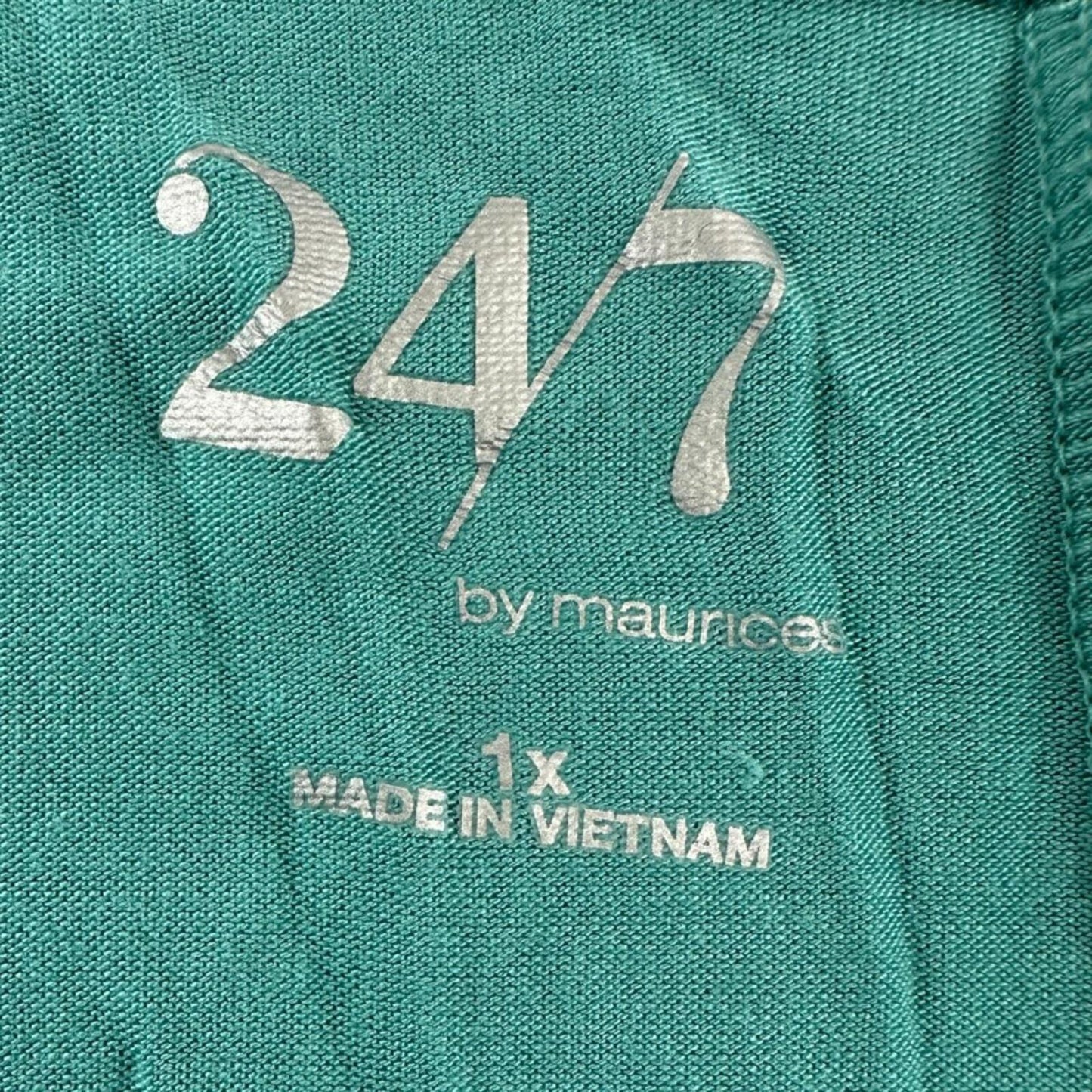 24/7 by Maurice's Turquoise V Neck Tee