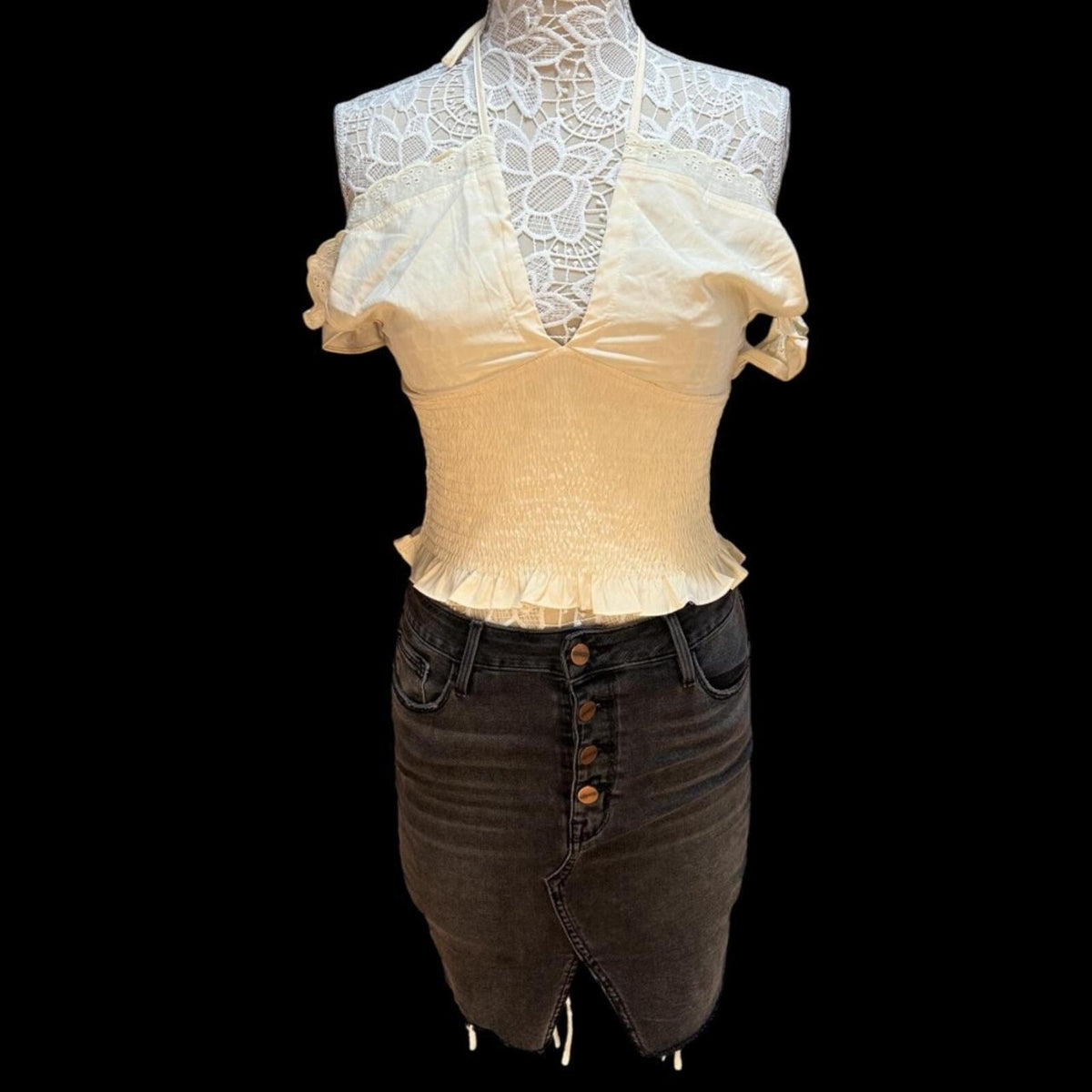 SHEIN Cream White Halter Crop Top with Lace Detailing Bohemian Fairycore