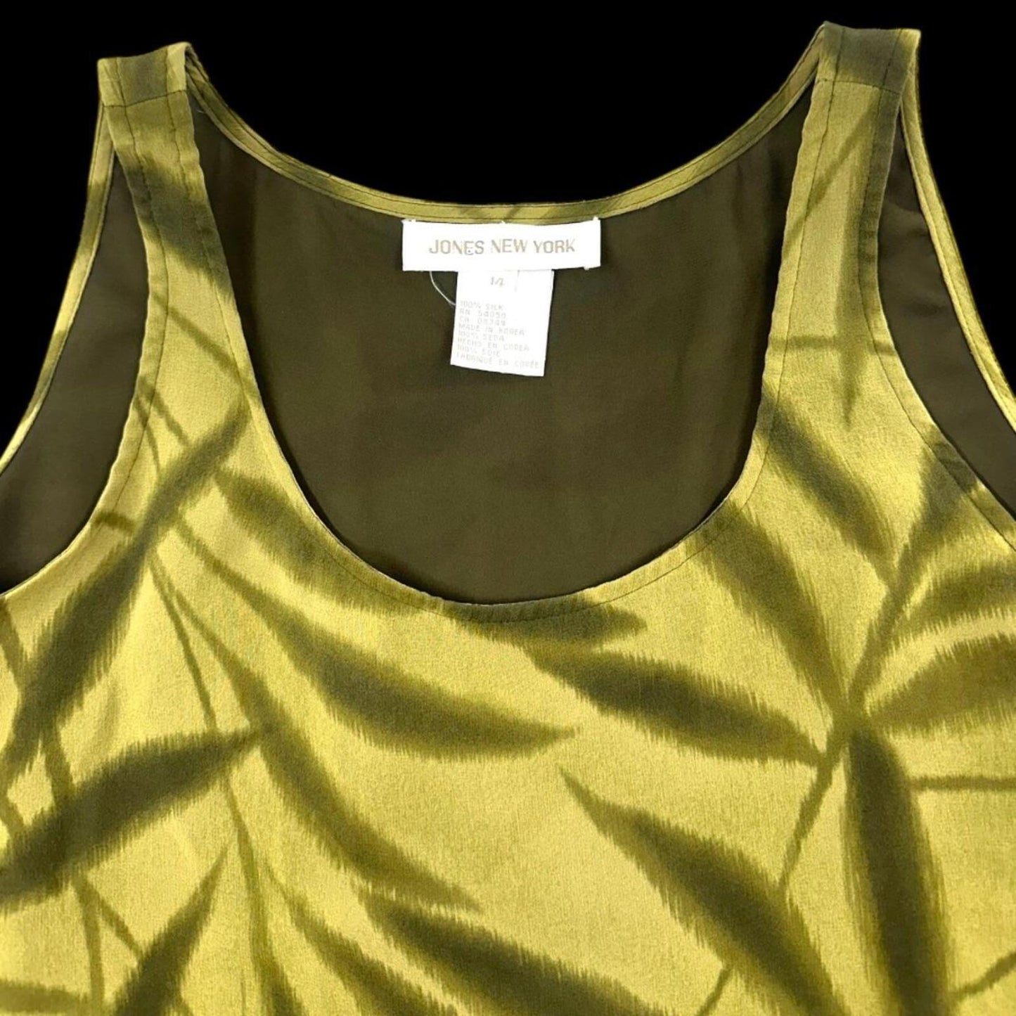 Jones New York 100% Silk Leaf Print Tank Top in Green Khaki Bohemian Y2K